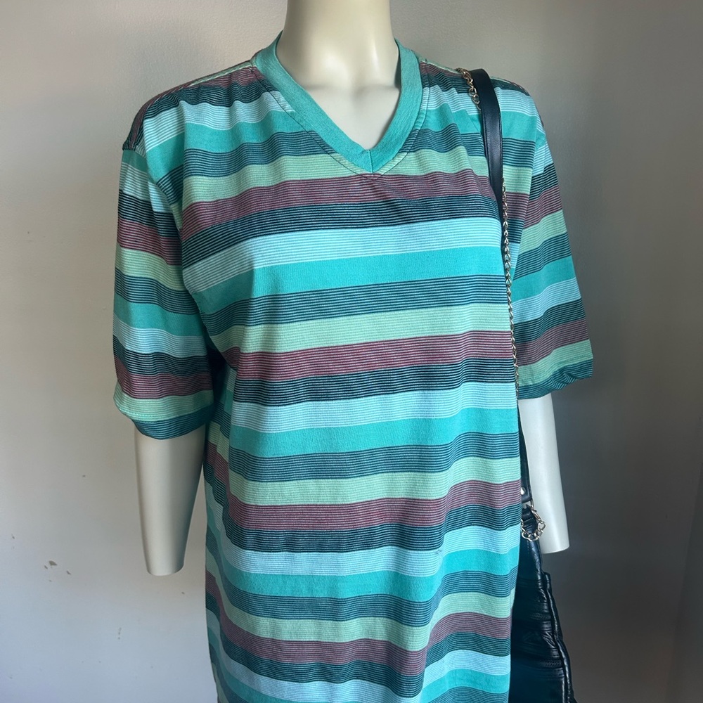 roadblock XL Striped V-Neck T-Shirt